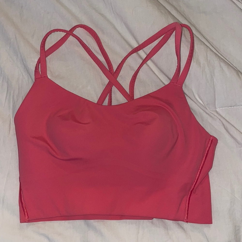 Pink lululemon sports bra